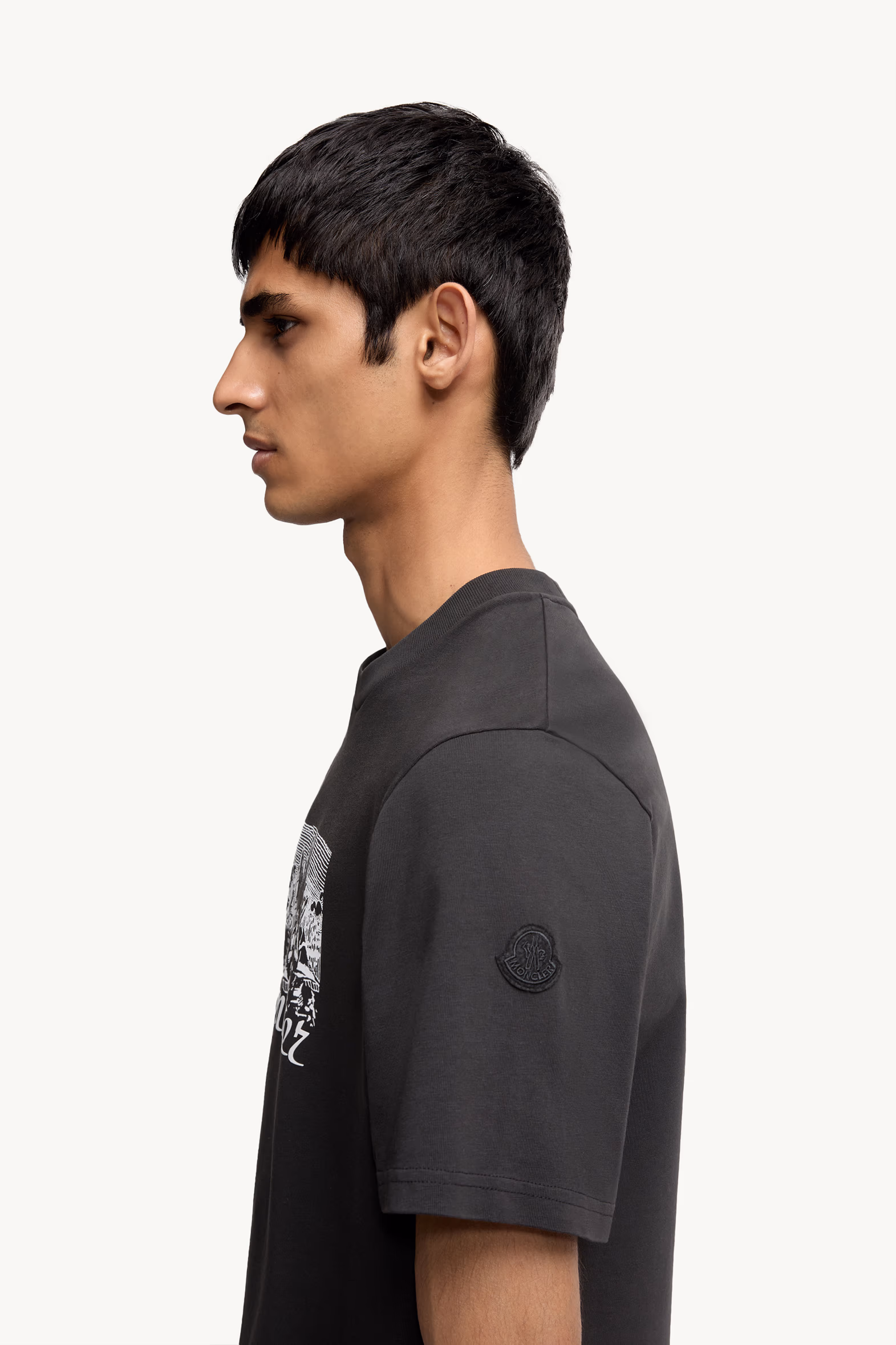Mountain Logo Cotton T-Shirt Men Black Moncler 4